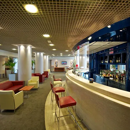 Hotel Novotel Firenze Nord Aeroporto 4*
