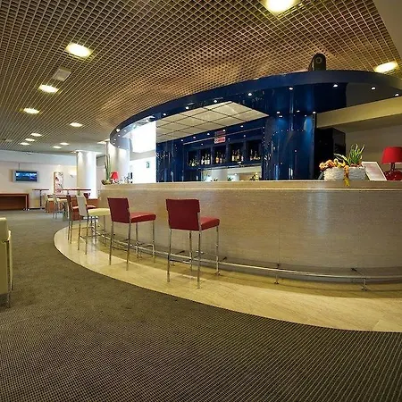 Hotel Novotel Firenze Nord Aeroporto 4*