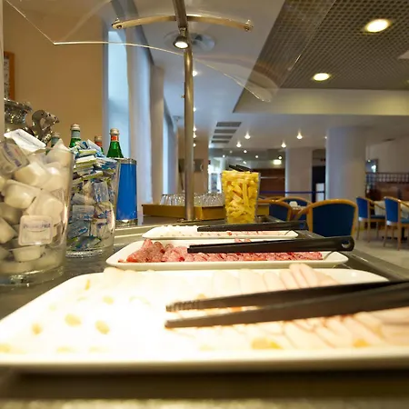 Hotel Novotel Firenze Nord Aeroporto 4*