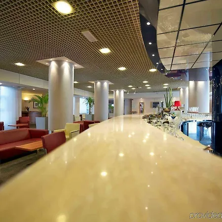 Novotel Firenze Nord Aeroporto Hotel 4*
