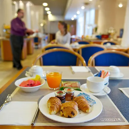 Novotel Firenze Nord Aeroporto Hotel 4*